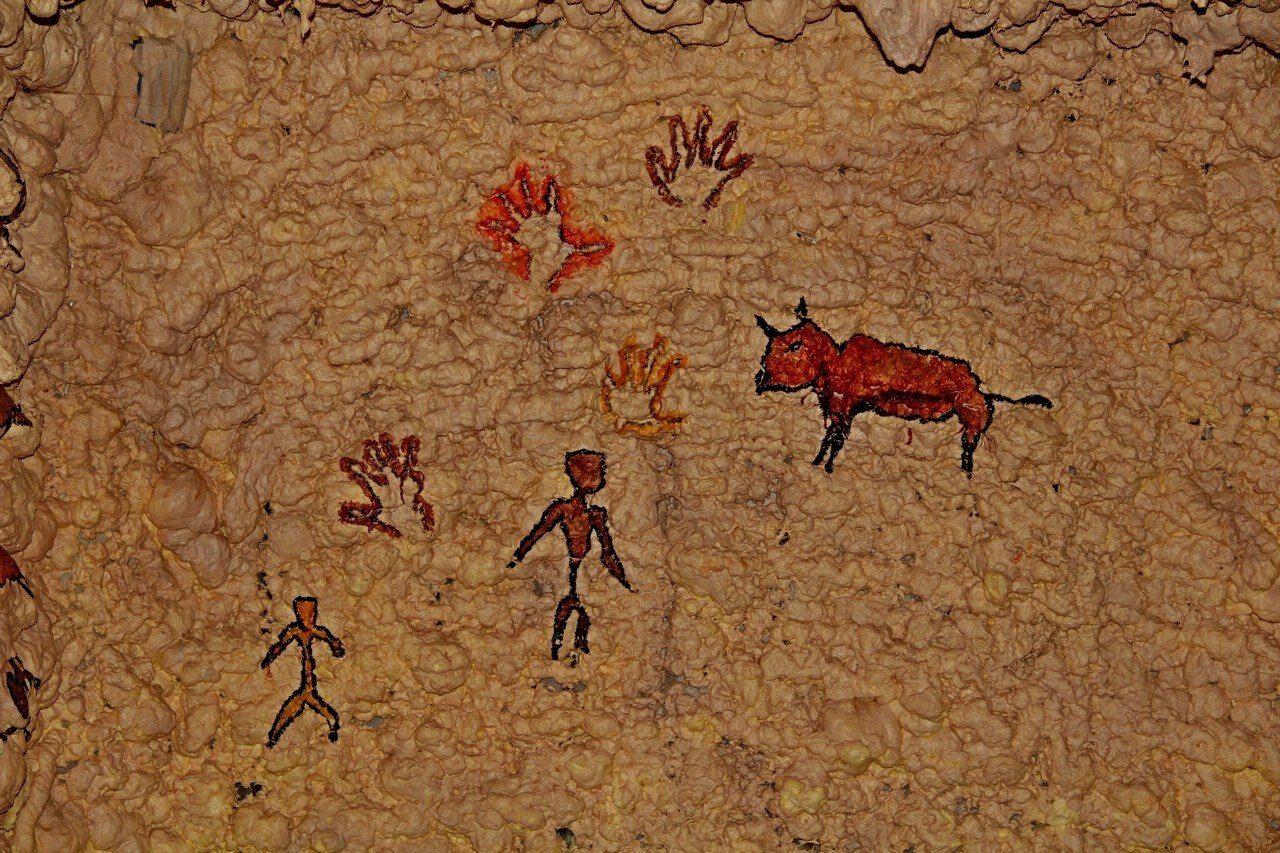 Escenografía de La Prehistoria en la Granja Escuela El Rodeo